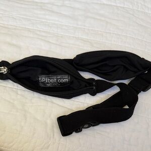 SPIbelt Black Mini Waist Pack - Hands-Free Running Belt
